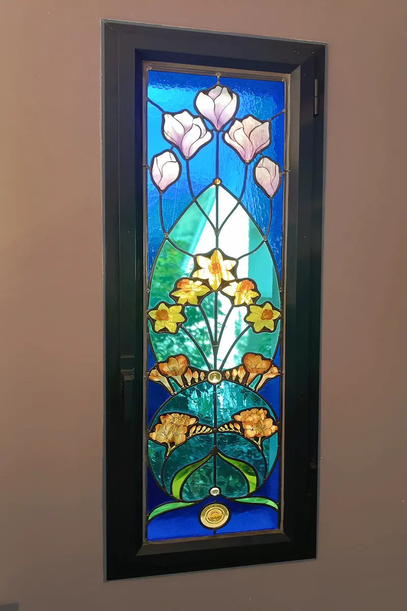 vitrail art nouveau fleurs
